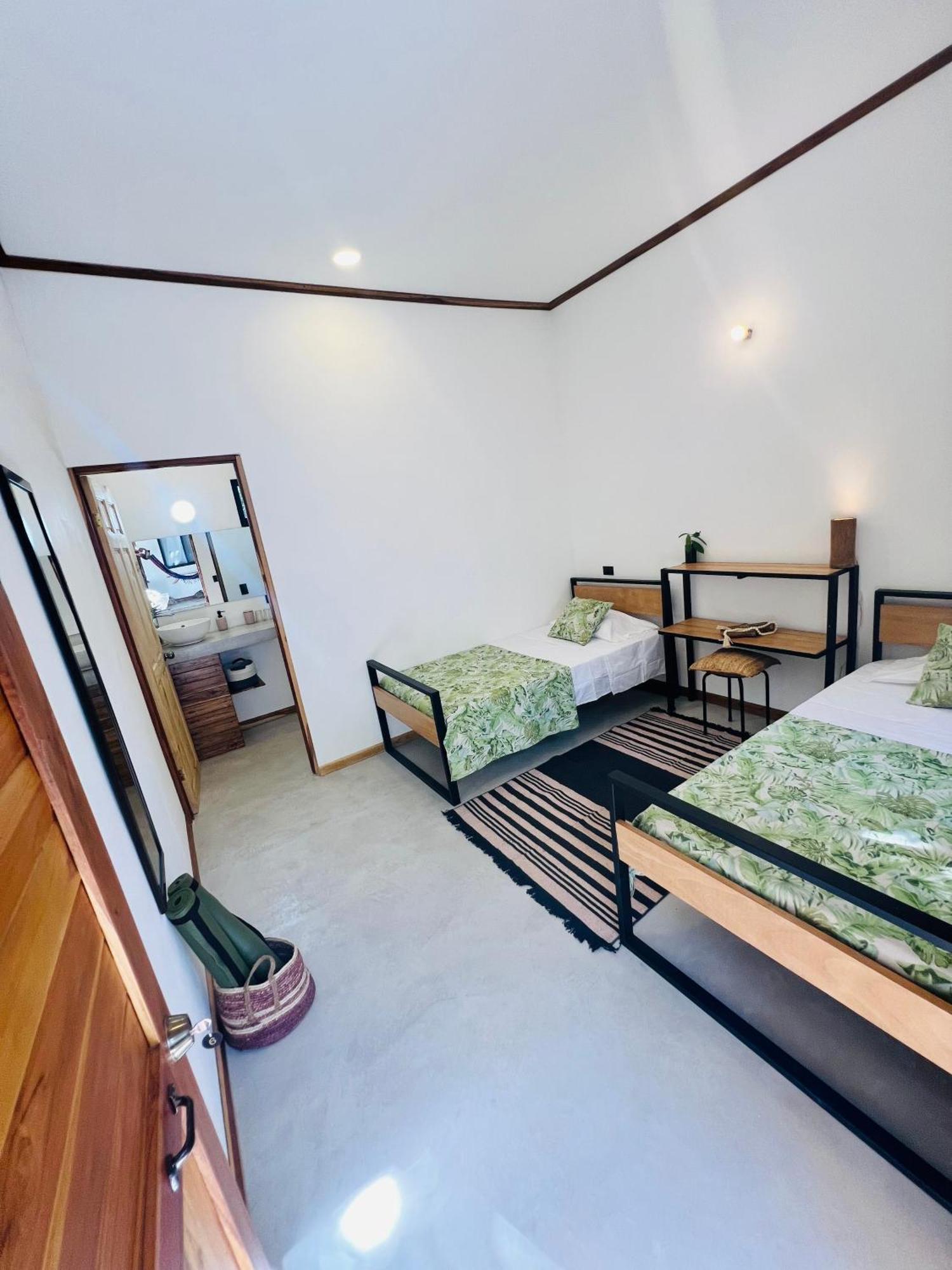 Calipso Ocean Lodge- Avellana Beach Hotel Плая-Авельяна Екстер'єр фото