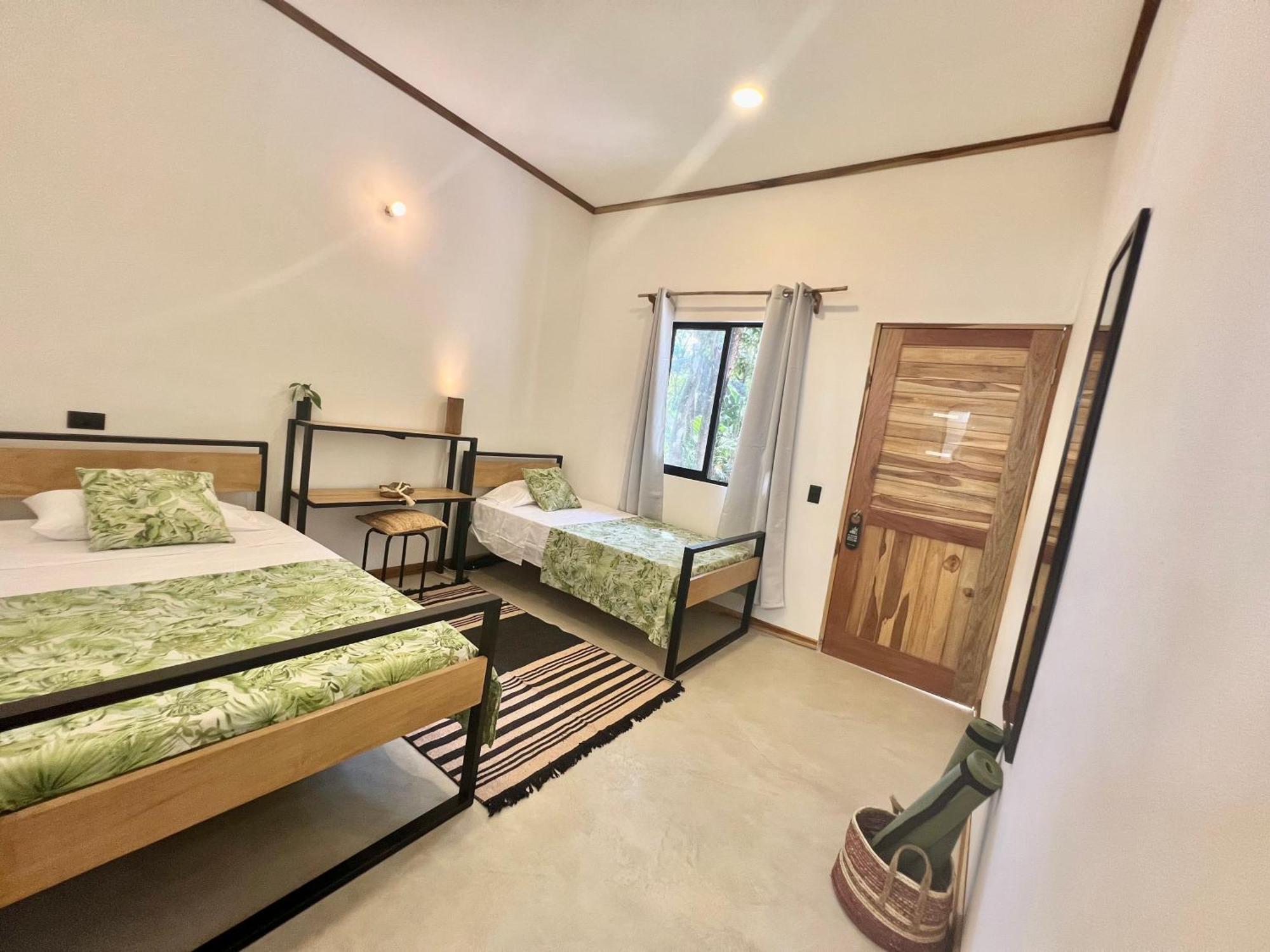 Calipso Ocean Lodge- Avellana Beach Hotel Плая-Авельяна Екстер'єр фото