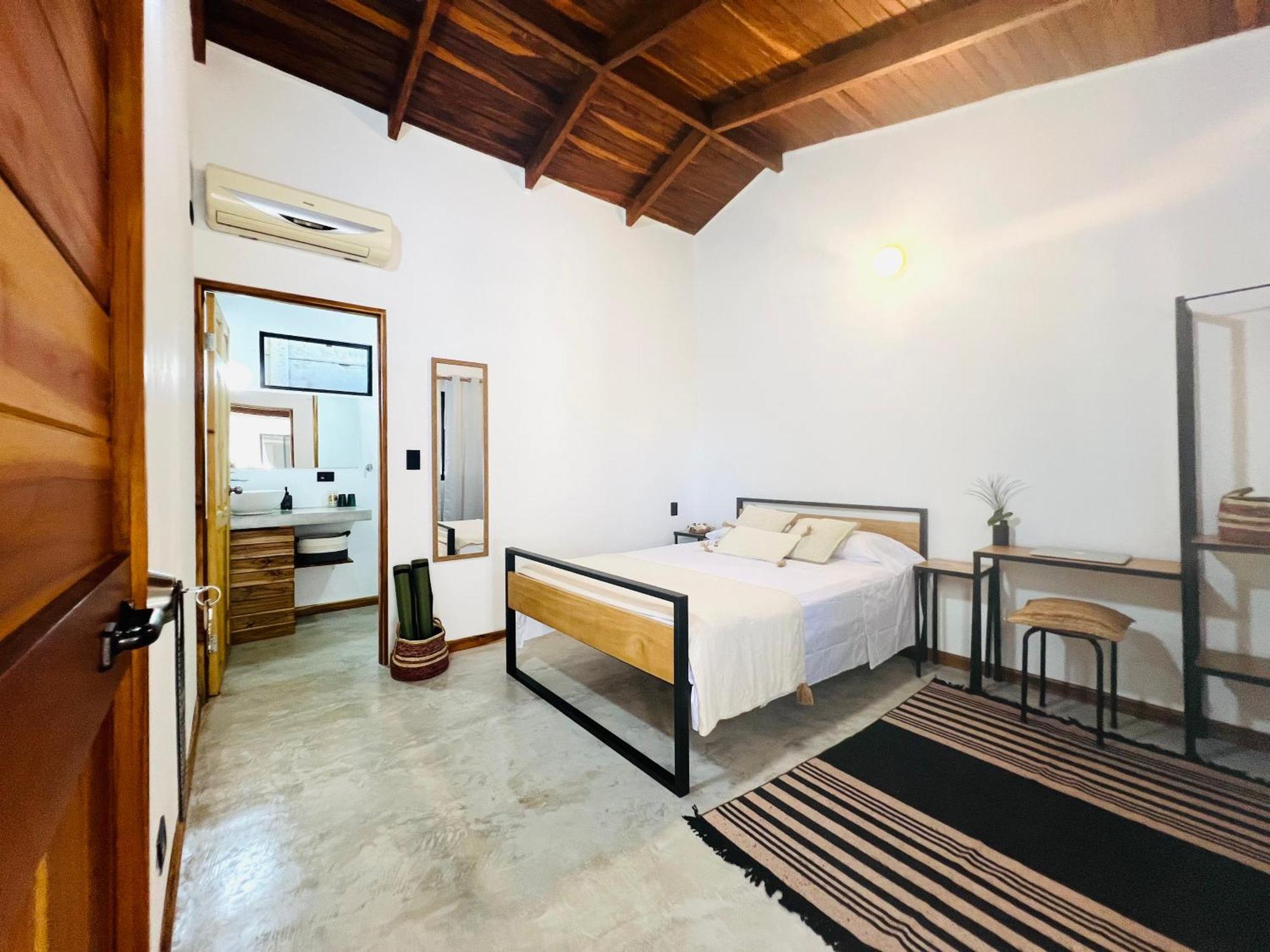 Calipso Ocean Lodge- Avellana Beach Hotel Плая-Авельяна Екстер'єр фото