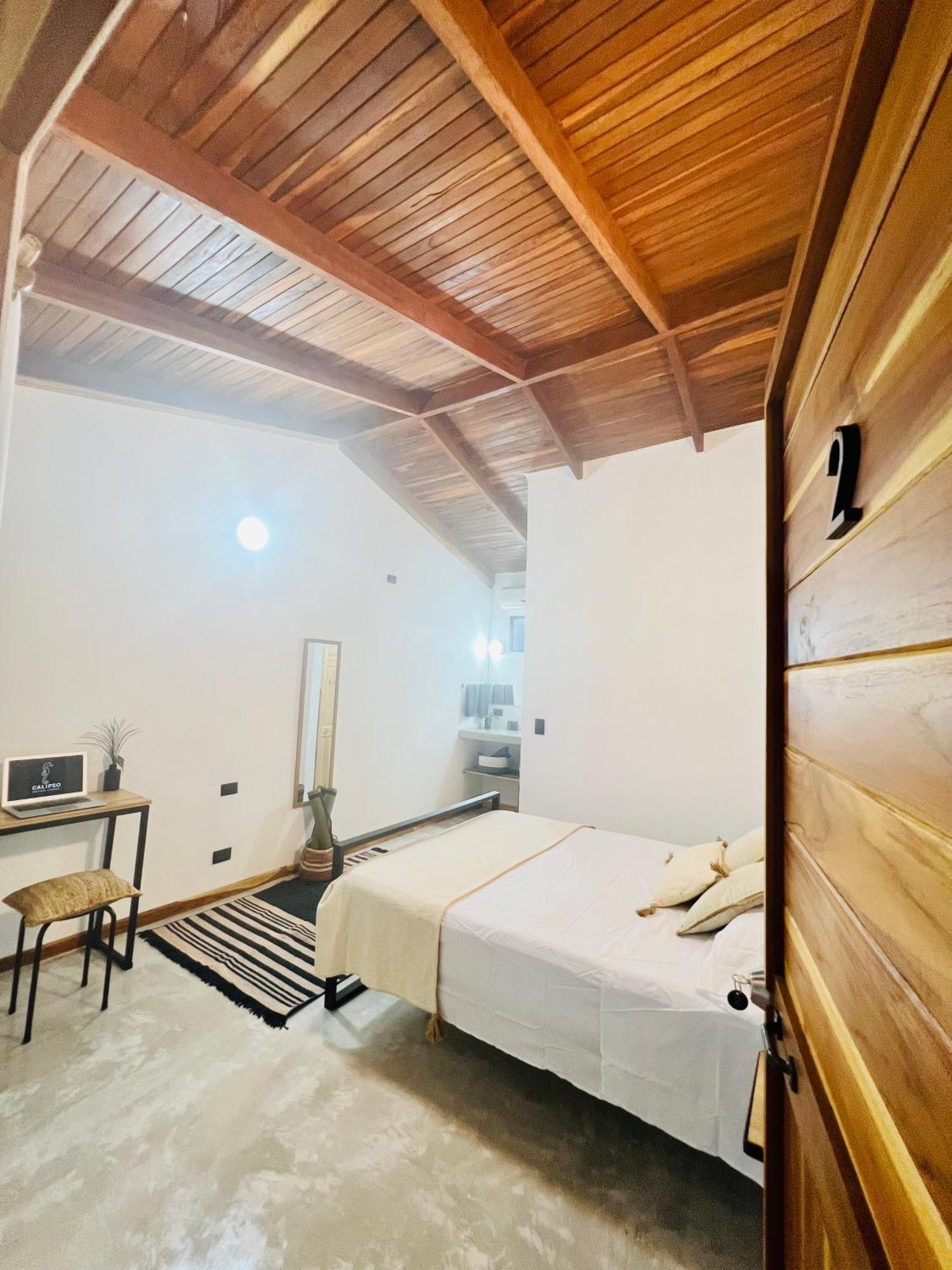 Calipso Ocean Lodge- Avellana Beach Hotel Плая-Авельяна Екстер'єр фото